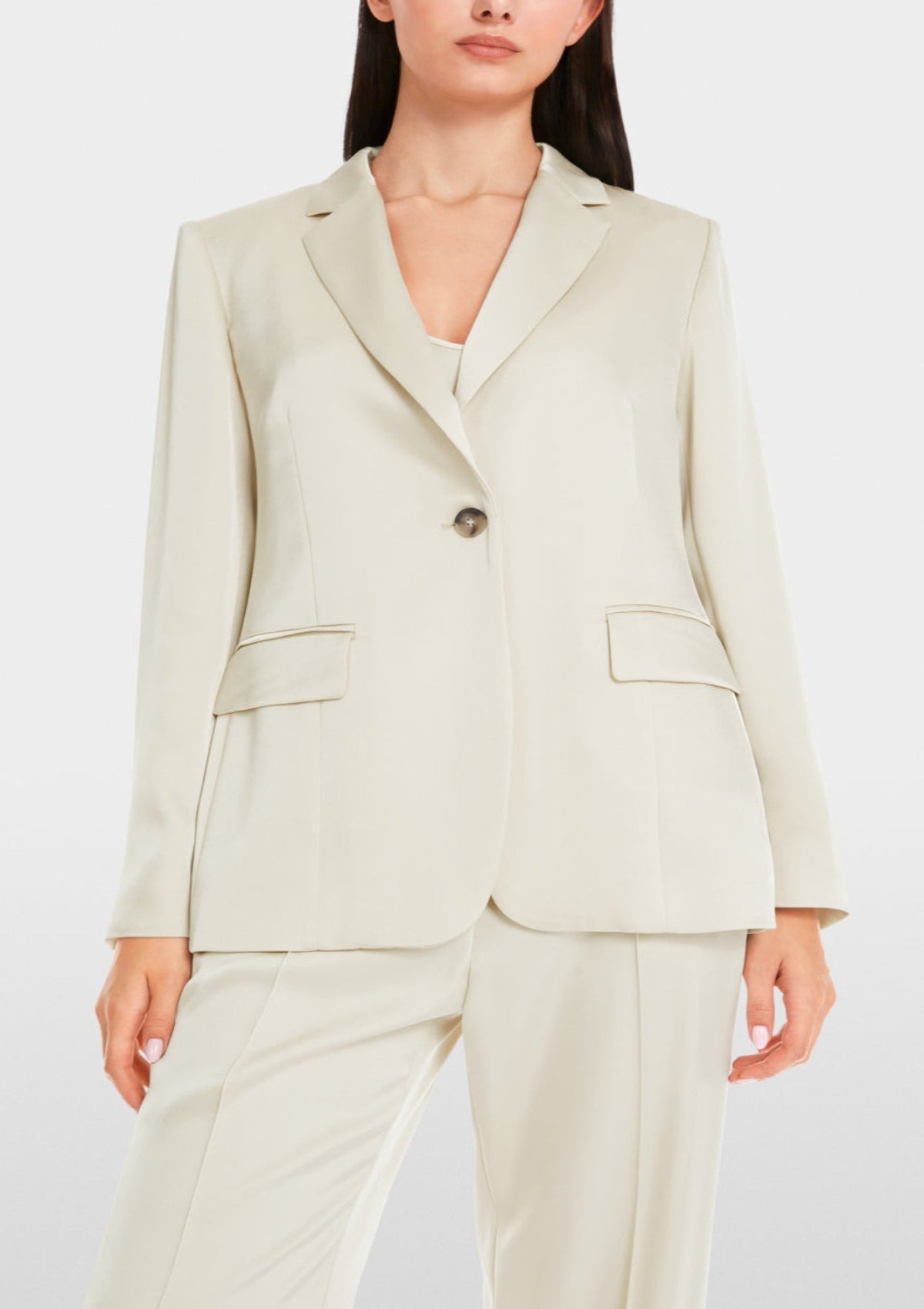 Off-white Fitted Blazer